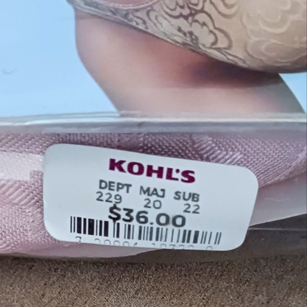 Playtex - Picture 7 of 8
